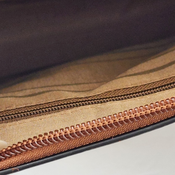 Classic Fashion Men's Brown Leather Doubled Side Flap Messenger Bag - Picture 6 of 7